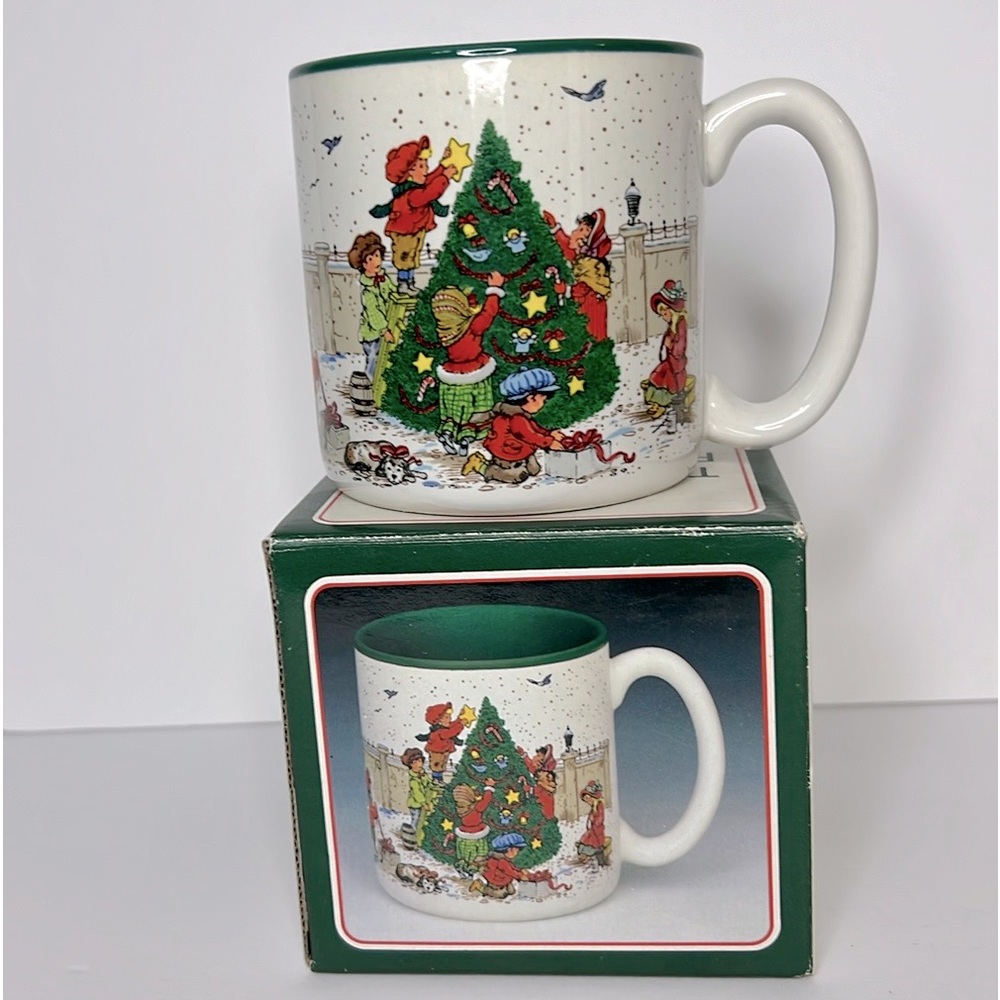 1989 Potpourri Press Christmas Holiday Home for the Holidays Coffee Mug